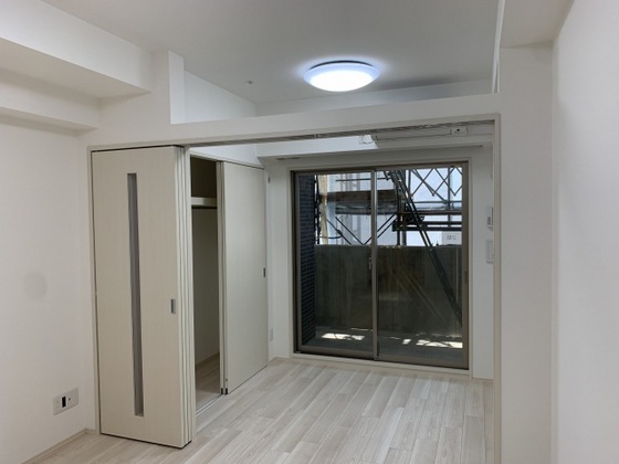 居室・リビング　※別号室の写真です