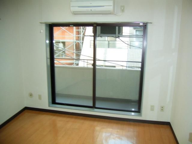 居室・リビング　★キレイなお部屋★