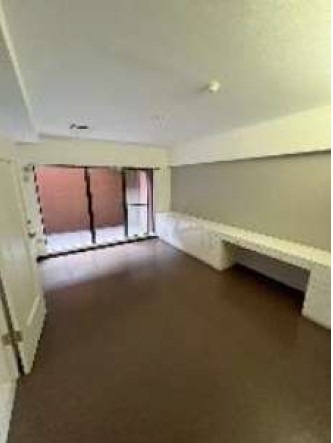 居室・リビング　ローレルコート太子橋今市　洋室