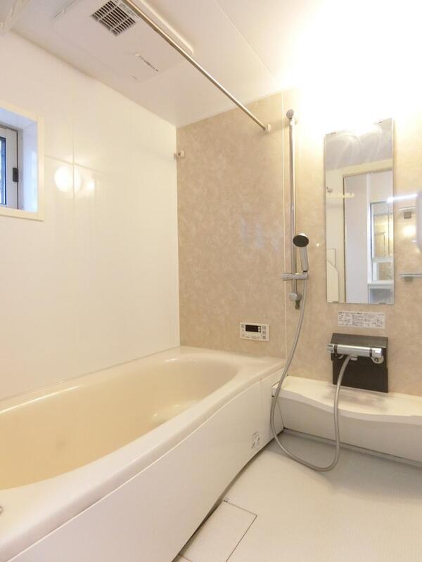 バス・シャワールーム　追い焚き付き