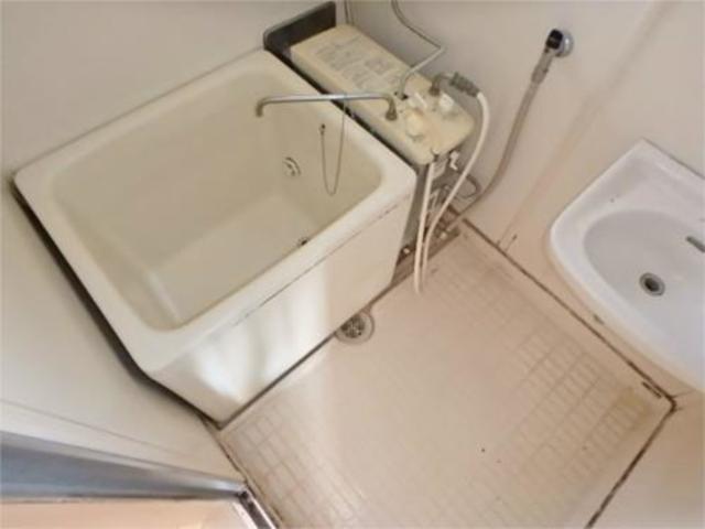 バス・シャワールーム　バスルーム