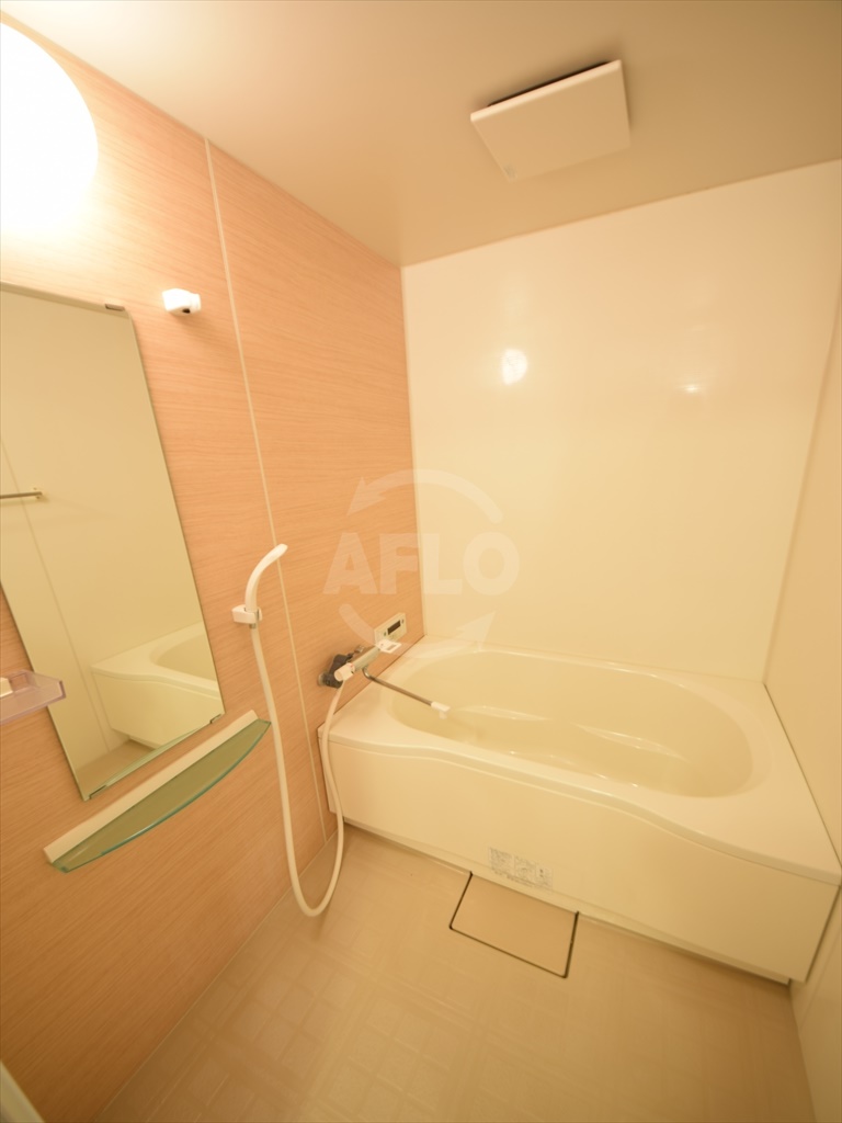 バス・シャワールーム　シャトー南船場　バスルーム