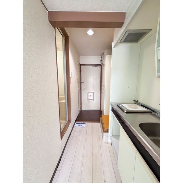 玄関　ゴミ捨て場