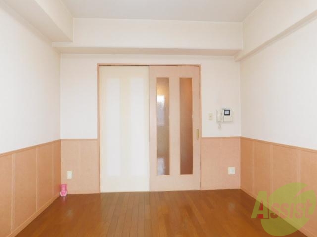 居室・リビング　ピッカピカのフローリングです。