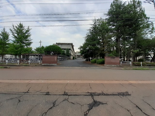 中学校　新潟市立新津第五中学校（中学校）まで2527m