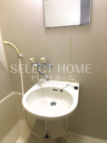 洗面設備　同型タイプ