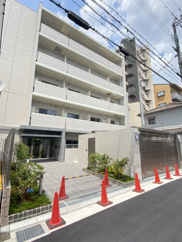 建物外観　モニター付きのインターホンでセキュリティ安心♪