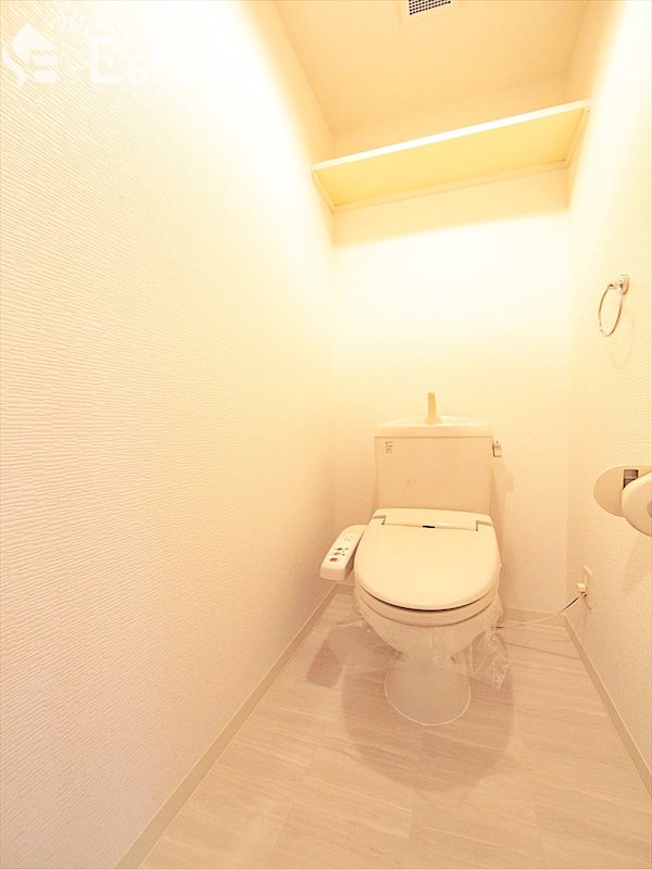 トイレ　温水洗浄便座