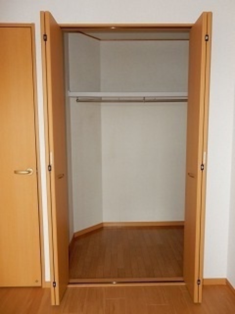 収納　クローゼット