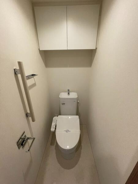 トイレ　?