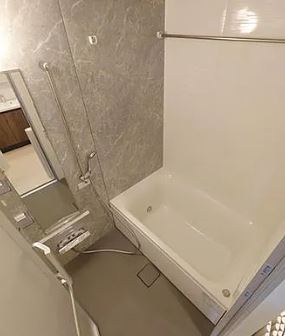 バス・シャワールーム　別タイプ部屋