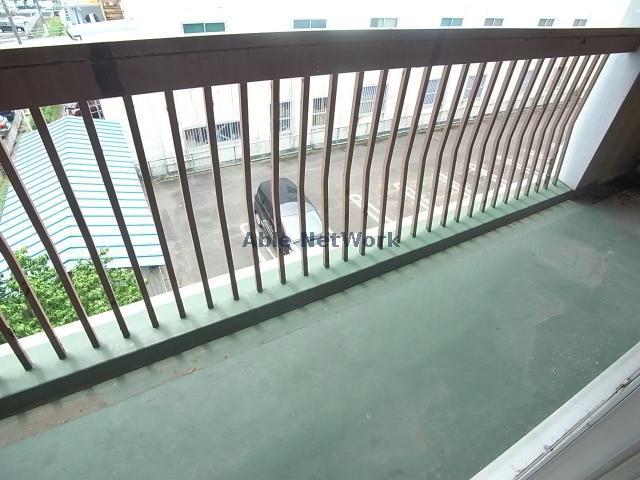 バルコニー　ベランダ