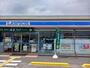 コンビニ　ローソン上里七本木西店（コンビニ）まで860m