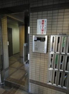 セキュリティ　☆安心のオートロック☆