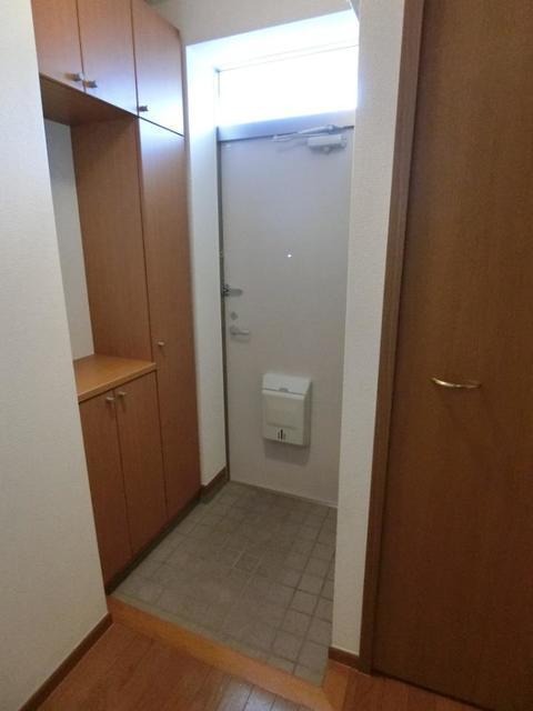 玄関　図面と現状に相違がある場合には現状を優先