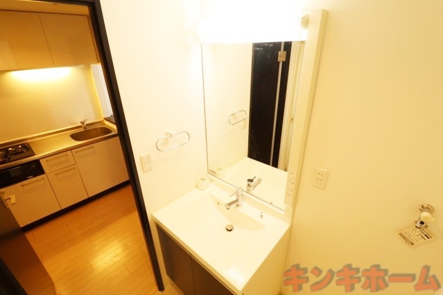 洗面設備　写真は別のお部屋です。※現況を優先します写真は別のお部屋です