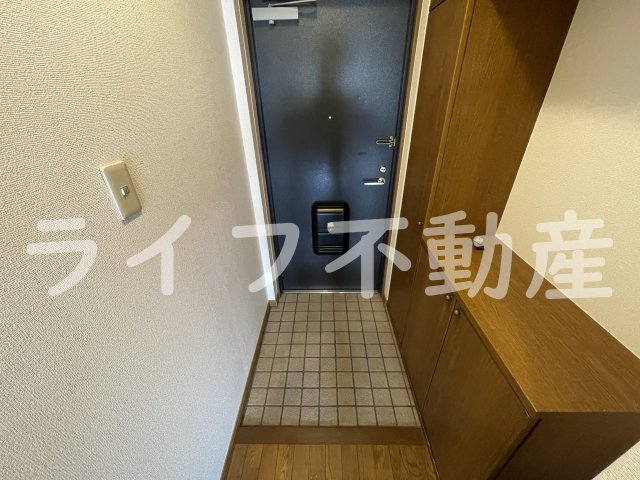 玄関　明るい玄関です