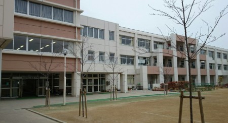 小学校　池田市立池田小学校（小学校）まで600m