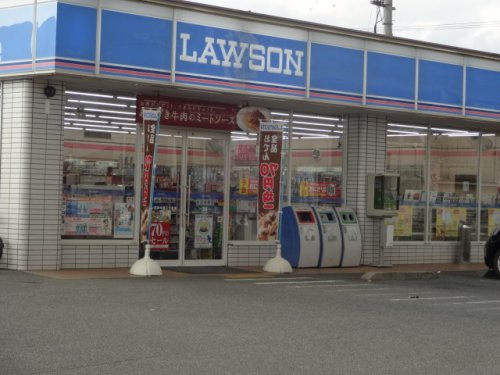 コンビニ　ローソンS加古川坂井南店（コンビニ）まで639m