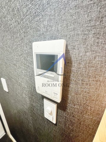 セキュリティ　モニター付きインターホンです。