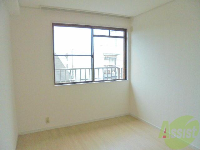 その他部屋・スペース　とっても明るいお部屋♪これなら朝もバッチリ起きられます☆