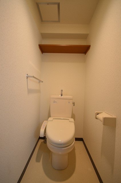 トイレ　別号室の写真です