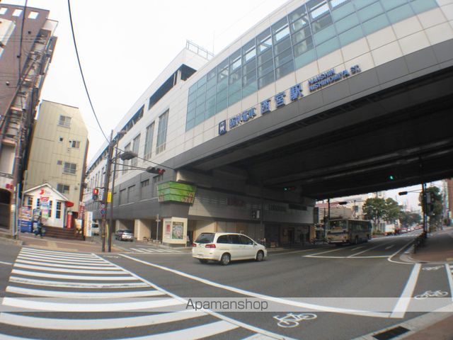 コンビニ　ファミリーマート（コンビニ）まで113m