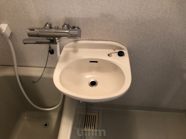 洗面設備　※別のお部屋のお写真です。御参考までに。