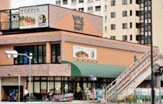 スーパー　ワイズマート三ノ輪店（スーパー）まで370m