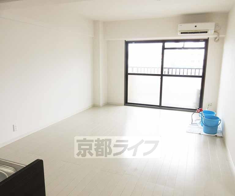 居室・リビング　開放的なお部屋です！