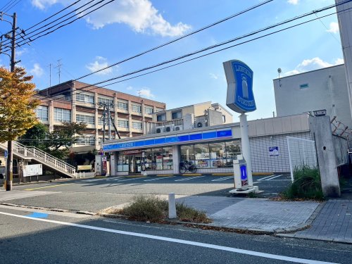 コンビニ　ローソン尼崎西立花三丁目店（コンビニ）まで434m