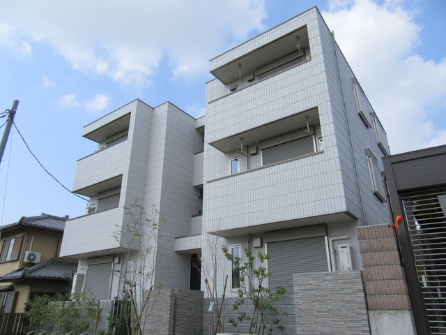 建物外観　★駅又は現地待ち合わせでのご案内が可能です★