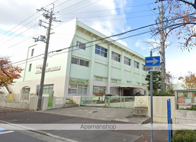 中学校　伊丹市立中学校笹原中学校（中学校）まで668m