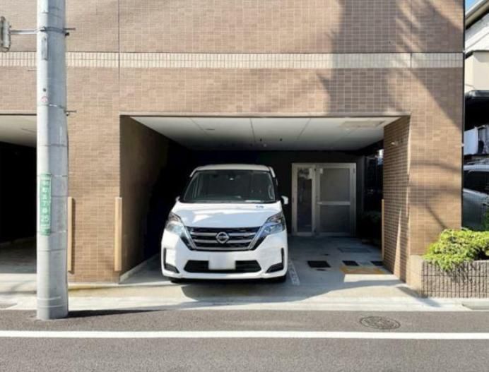 駐車場　駐車場