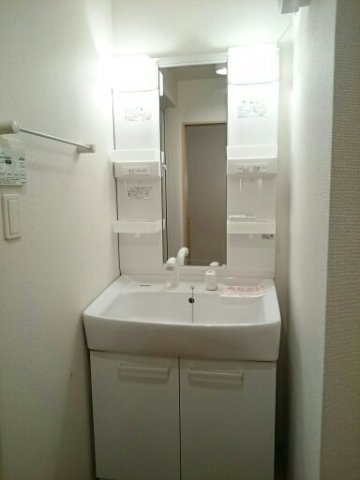 洗面設備　忙しい朝には欠かせない洗面所です