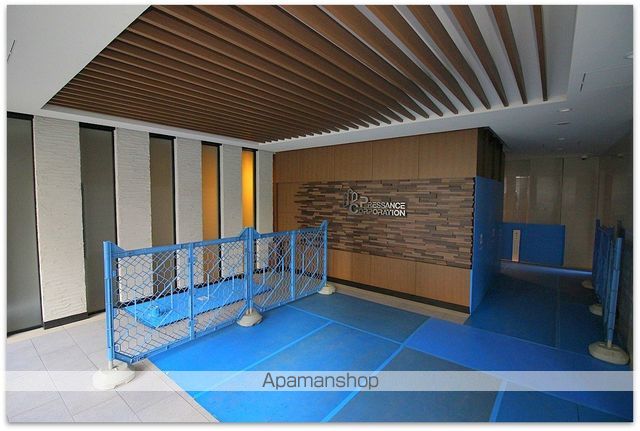 地下鉄御堂筋線 本町駅 徒歩14分 15階建 築9年の外観写真