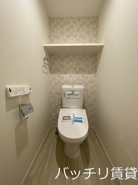 トイレ　同シリーズ別、別号室タイプのため、現況を優先いたします。