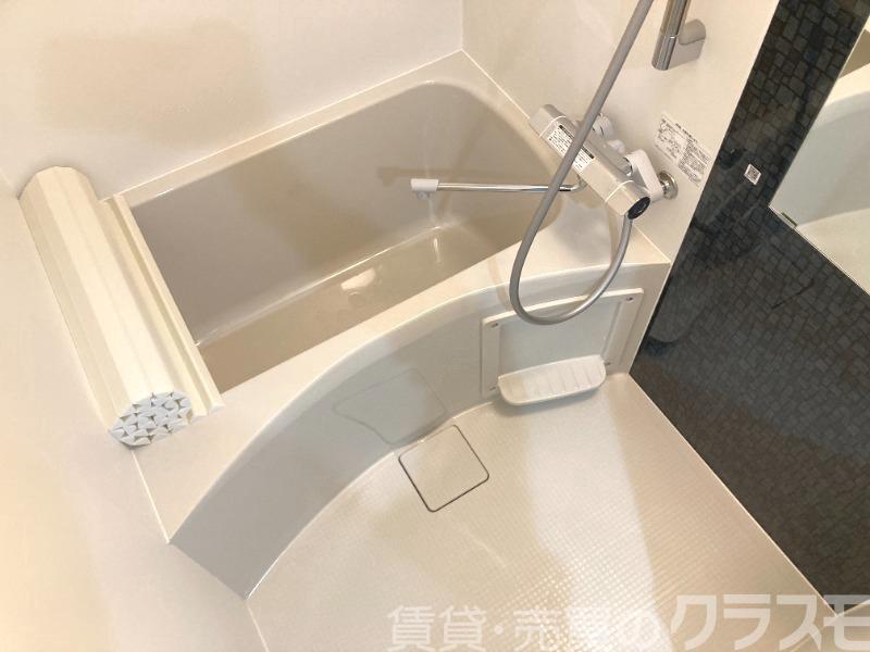 バス・シャワールーム　浴室乾燥機付きバス♪