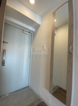 玄関　※別部屋参考写真※現況優先です