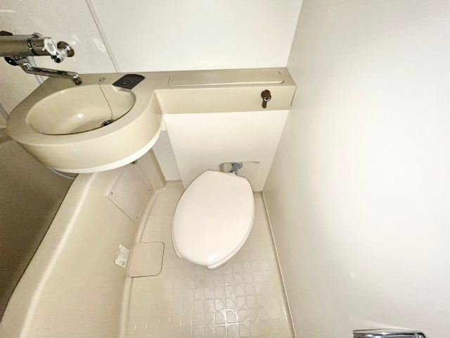 カレッジタウン1号棟のトイレ写真