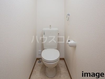 ガレージハウス楠のトイレ写真