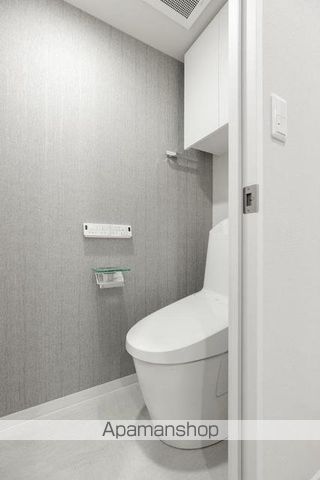 東急田園都市線 池尻大橋駅 徒歩8分 4階建 築2年のトイレ写真