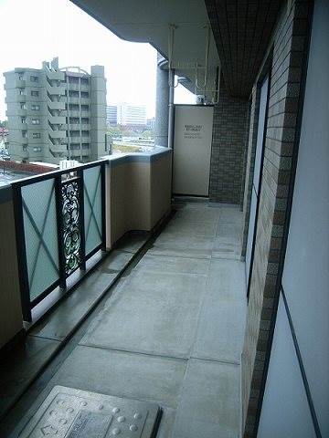 バルコニー　別号室