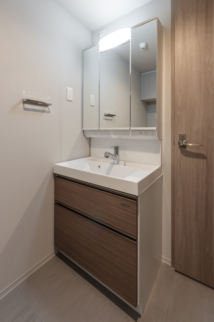 洗面設備　※写真は同タイプ住戸です。