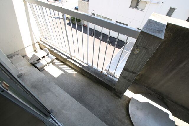 バルコニー　別室の参考写真です。※現況優先