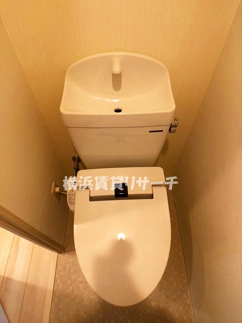 リヴシティ横濱新川町弐番館のトイレ写真