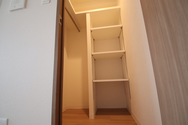 収納　同建物内別室の参考写真です。※現況優先