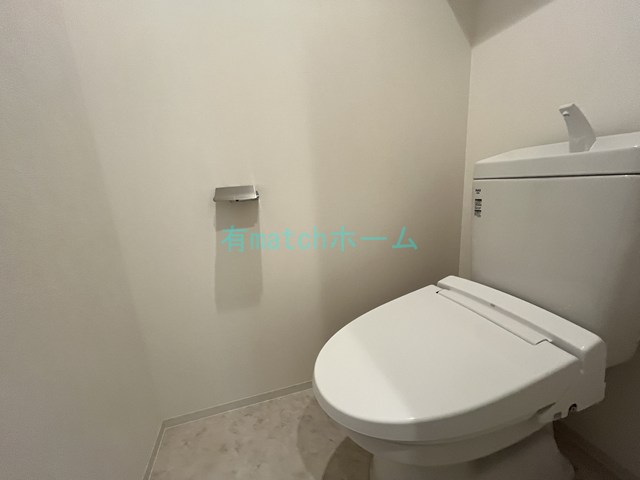 近鉄南大阪線 河堀口駅 徒歩5分 10階建 築1年のトイレ写真