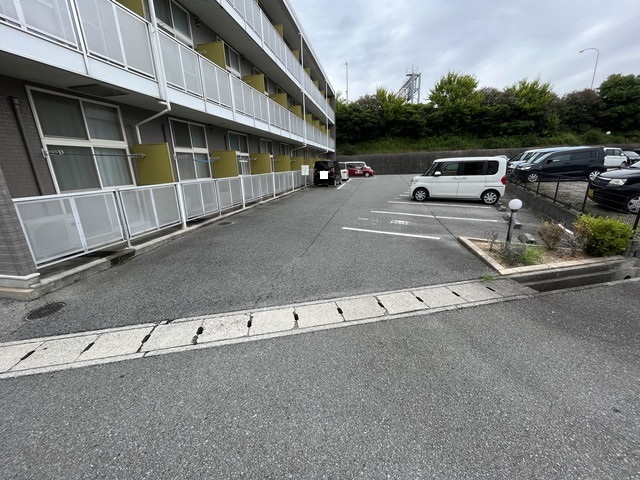 レオパレス西神の外観写真