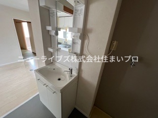 京阪本線 萱島駅 徒歩20分 2階建 築37年の内装写真